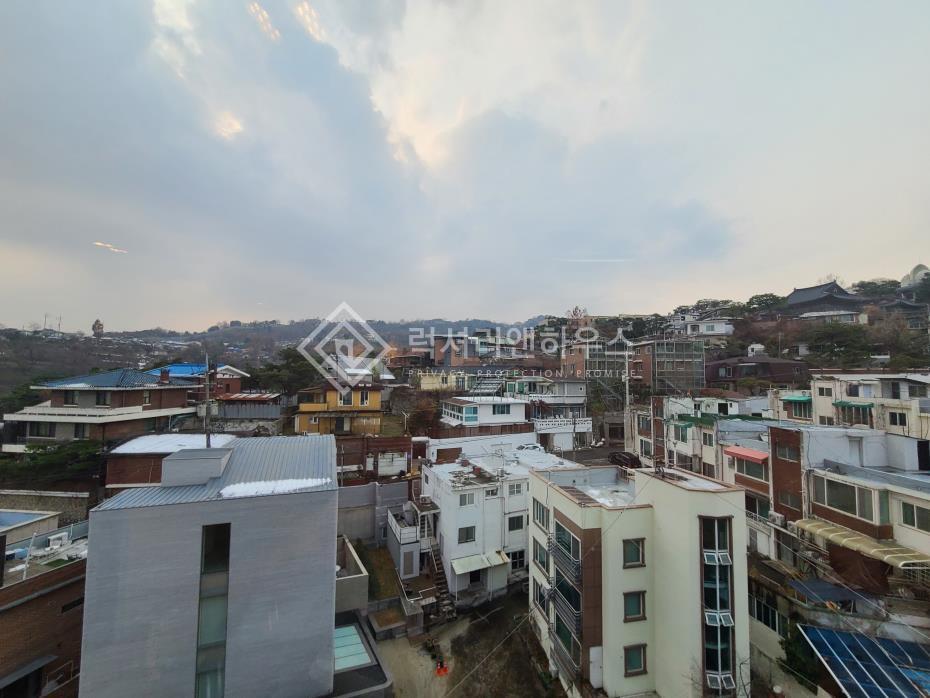 성북동 어승재 월세 탁트인뷰에 컨디션 깔끔하게 즉시입주 가능한 매물 | 연립/고급빌라